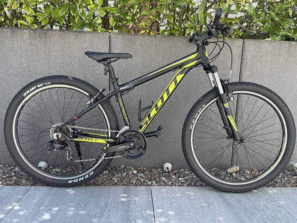 Biciclette: VTT Scott 27.5 état Neuf – Usato da Bevaix venduto da Greg999 1