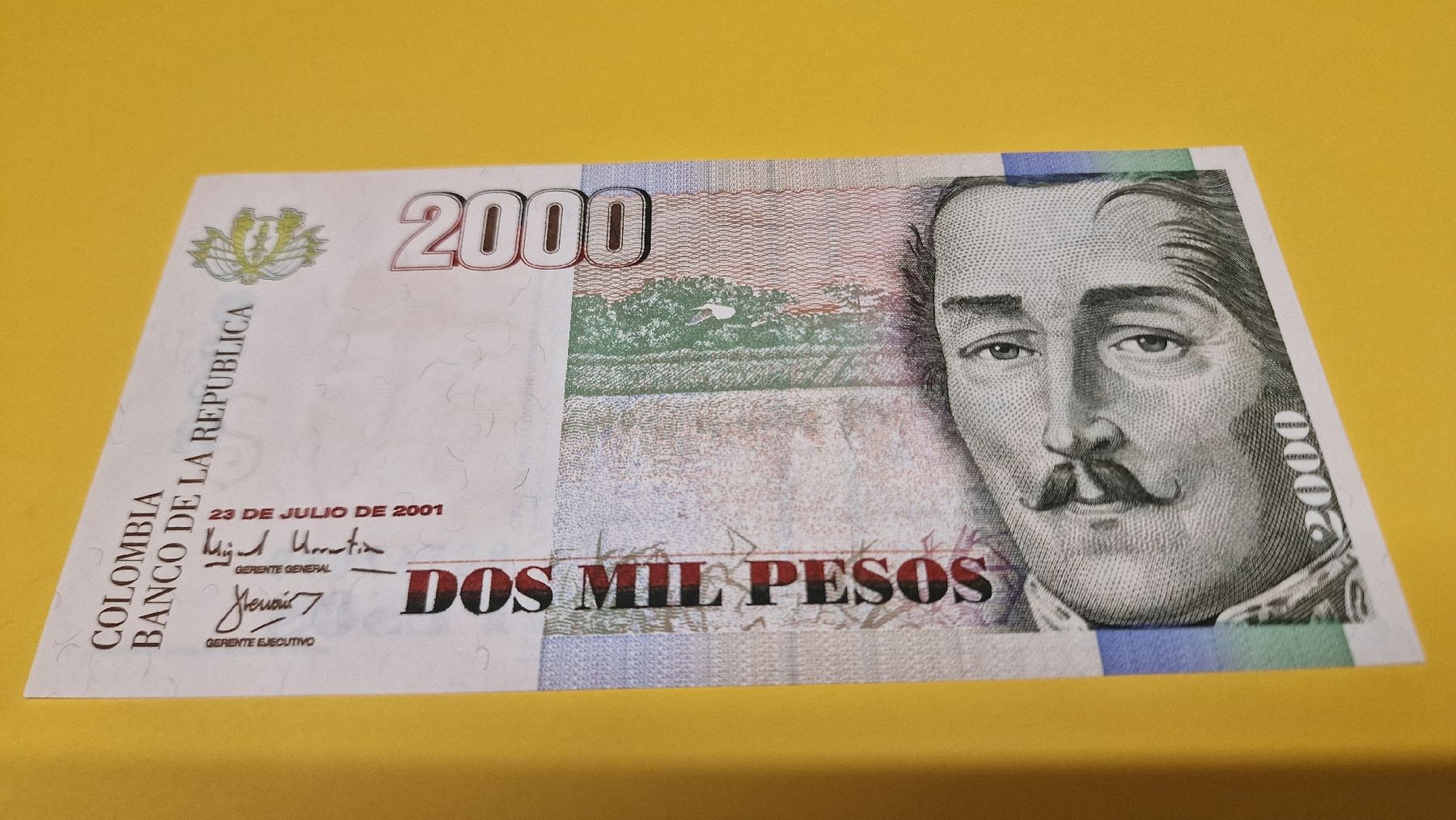 Billets de banque: 2000 Pesos Kolumbien Banknote 2001 – Neuf avec emballage d'origine à Herisau par Antiques.AR