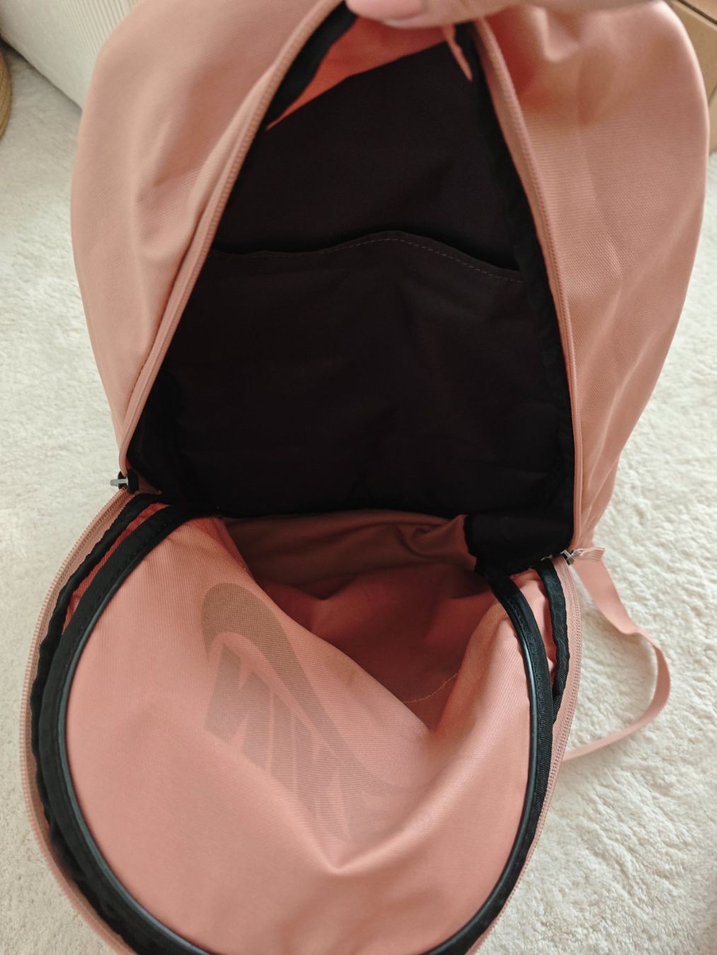 Nike Sacs & sacs à dos: Nike Air Rucksack rosa – D'occasion à Gunzgen par 0Aurin0 5