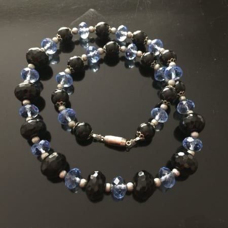 Onyx Catenine: Onyx Stein & blaue Glasperlen - neu! – Nuovo (secondo la descrizione) da Basel venduto da Chili007 7