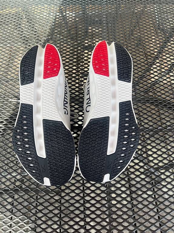 Scarpe da donna: Neu On Cloudsurfer Gr. 39 - Swiss Olympic Edition – Usato da Davos Platz venduto da kensi12 1