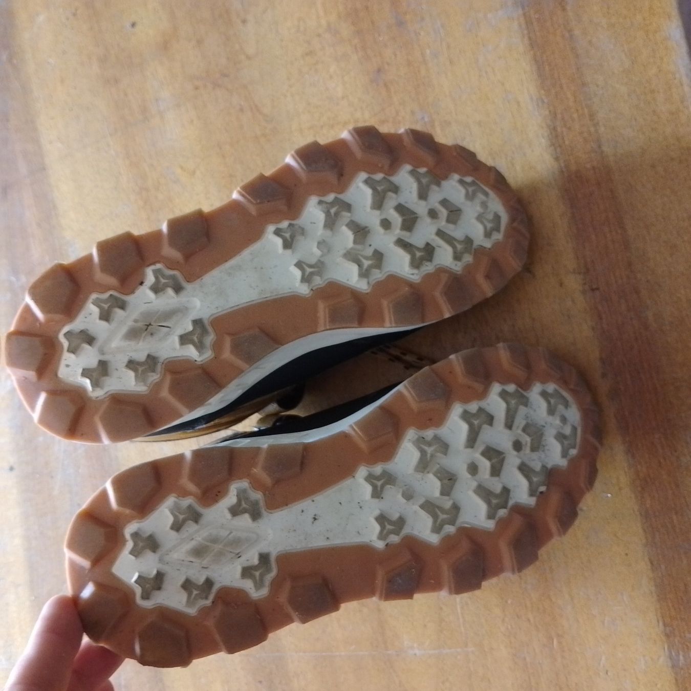 Scarpe per ragazzi: Winter Schuhe Gr. 37 – Usato da Wichtrach venduto da Bruno6607
