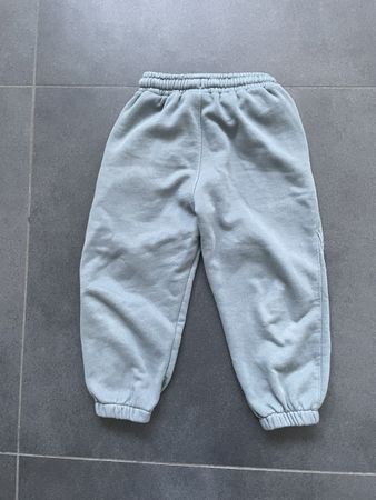 Hose Gr. 110 Zara