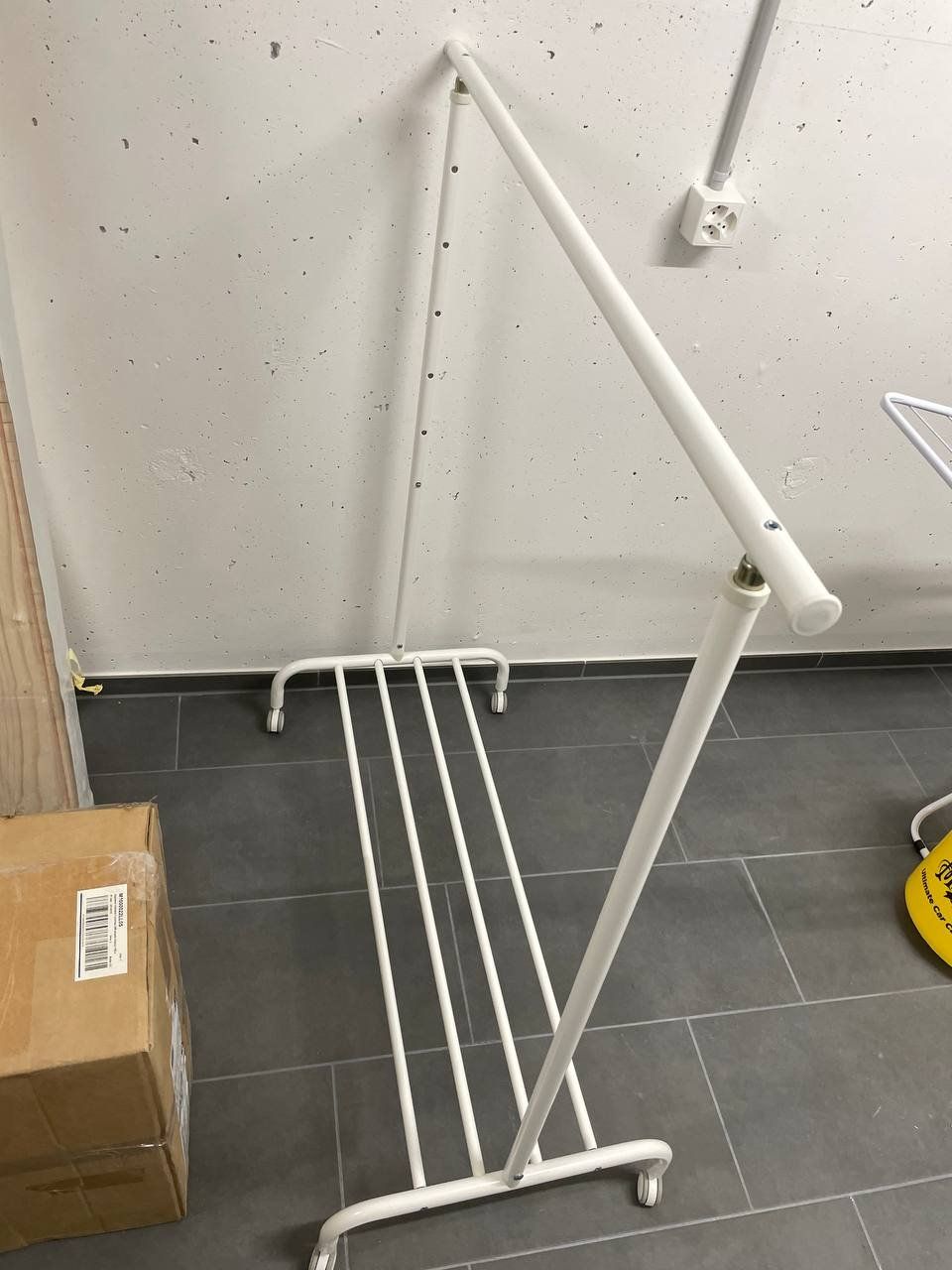 Ikea Guardaroba: IKEA RIGGA Kleiderständer höhenverstellbar – Usato da St. Gallen venduto da dpilipenka 1