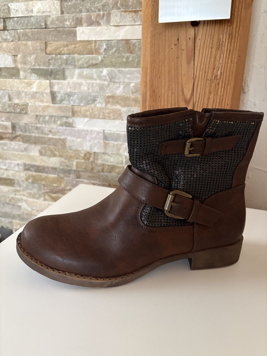Scarpe da donna: Stiefel – Usato da Linden venduto da martina_iwana