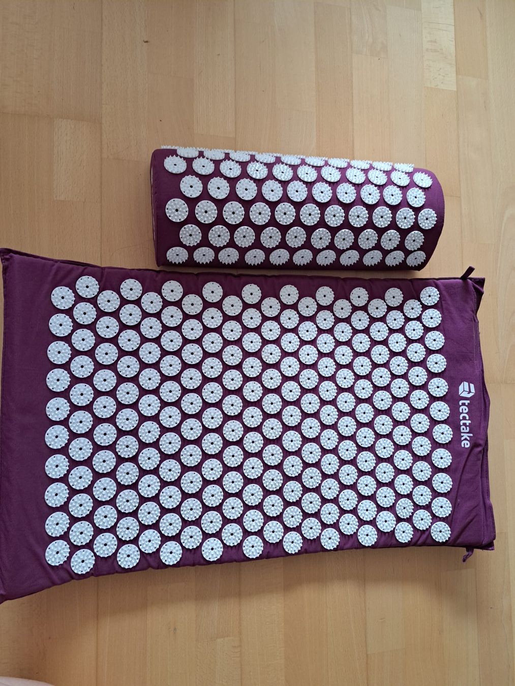 Massagegeräte: Tapis d'acupression violet en bon état – Gebraucht aus Corban von dameloute 1