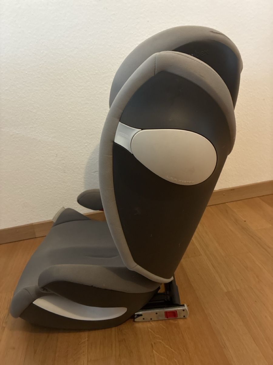 Cybex Auto-Kindersitze: Cybex Solution X2-fix Kindersitz  – Gebraucht aus Zürich von kat_2hrx 3