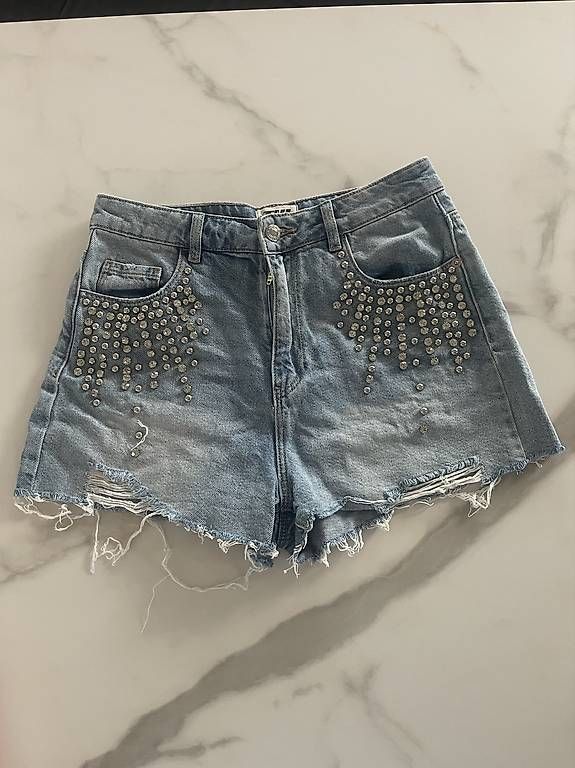 Pantalons: Kurze Hose – Neuf avec emballage d'origine à Erlinsbach SO par mel_9nj8