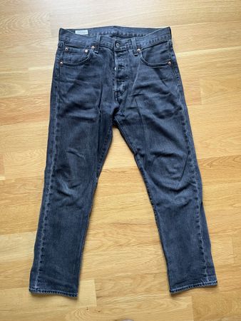 Levi‘s - 501 93 W30 Cropped