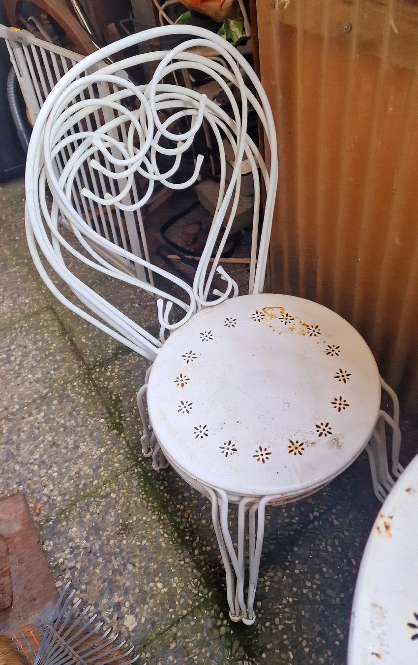 Set di tavolo e panche: table et chaises de jardin en fer – Usato da Lausanne venduto da ama_2fz8 4