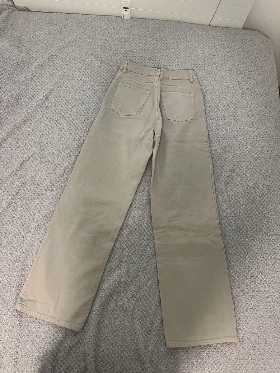 Brandy Melville Jeans: beige brandy melville jeans – Usato da Füllinsdorf venduto da si.ja.35 2