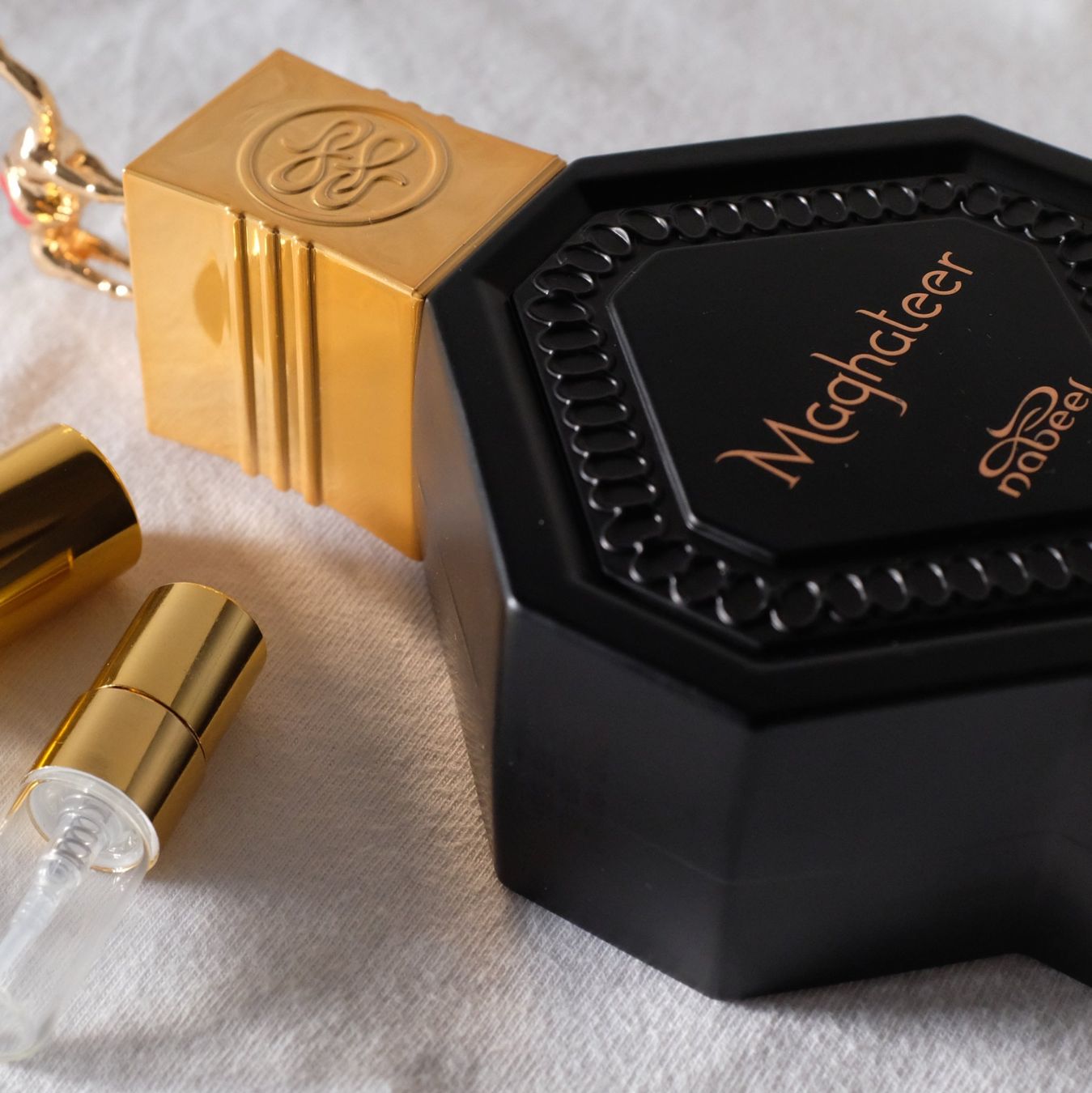 Profumi & Eau de Toilette: 2ml à 10ml - Nabeel - Maghateer (Decant) – Usato da Onex venduto da Fragsplit 1