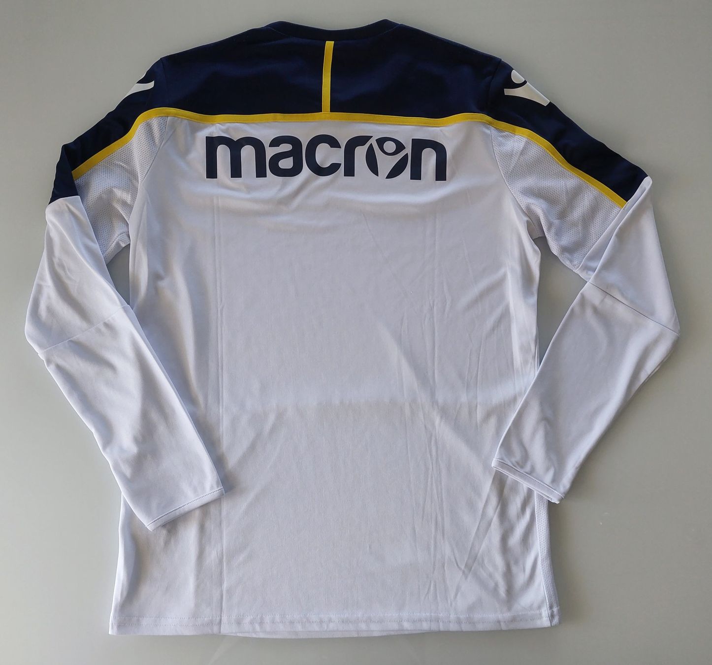Canottiere & Pantaloni: Maillot Hellas Vérone training 2018-2019 – Usato da Signy venduto da oli_sn9g 1