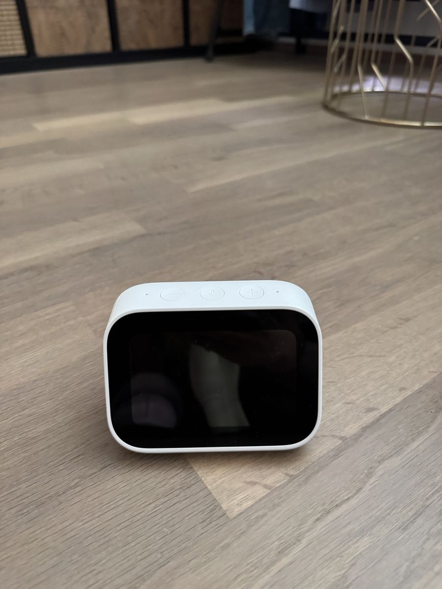 Sveglie: Xiaomi Mi Smart Clock Weiss mit Rechnung – Usato da Rickenbach Sulz venduto da Selina9 1
