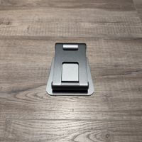 Verstellbarer Handy/Tablet-Halter von Satechi