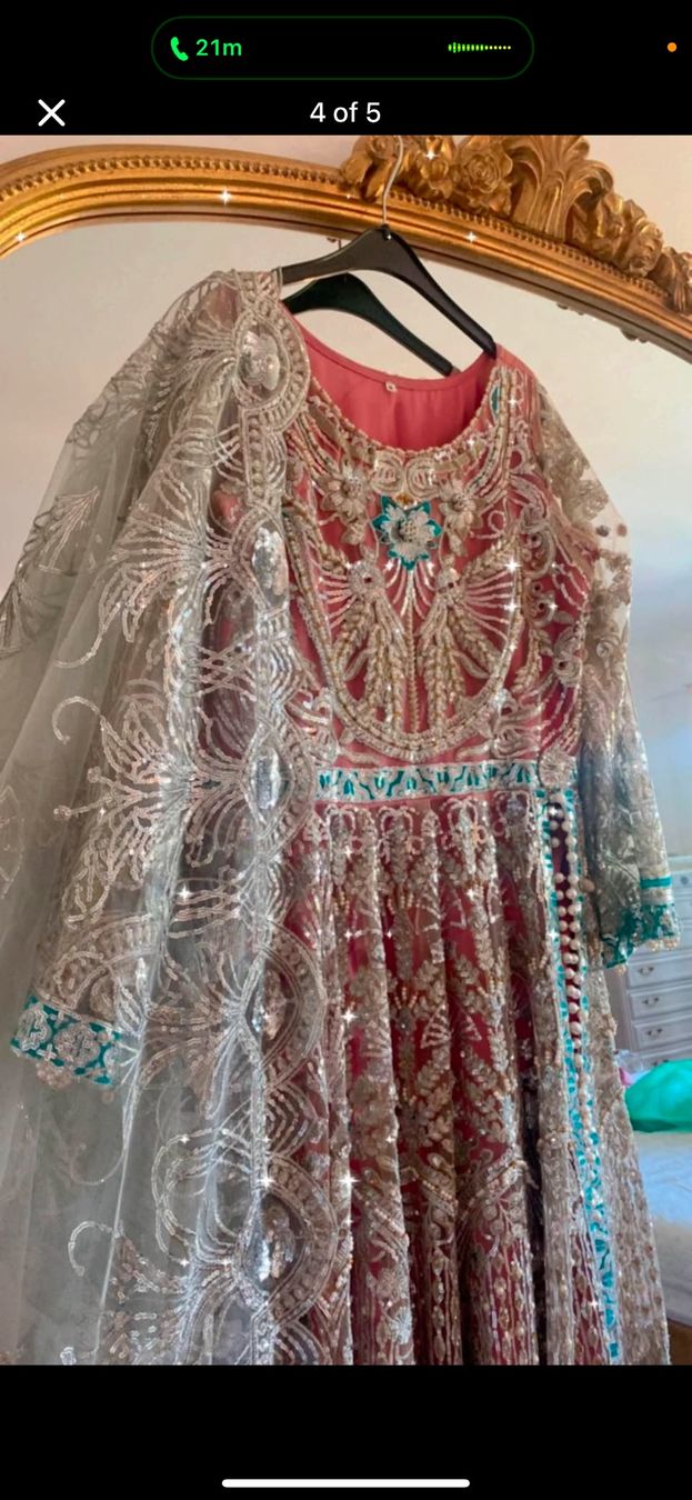 Robes: Kleid – Neuf avec emballage d'origine à Olten par Saayis 1