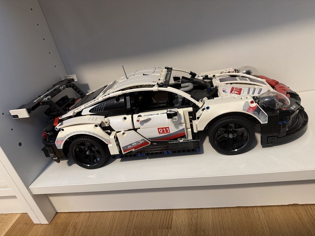 Lego Kit di costruzioni: Lego Porsche 42096 – Usato da Bulle venduto da ped_c56d 1