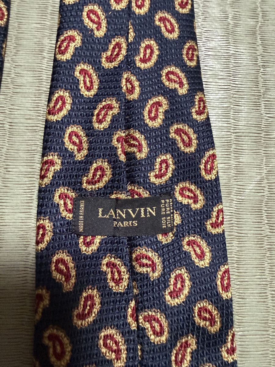 Lanvin Cravatte: Cravate LANVIN 100% soie - bon état – Usato da Yverdon-les-Bains venduto da Le_Joss 1
