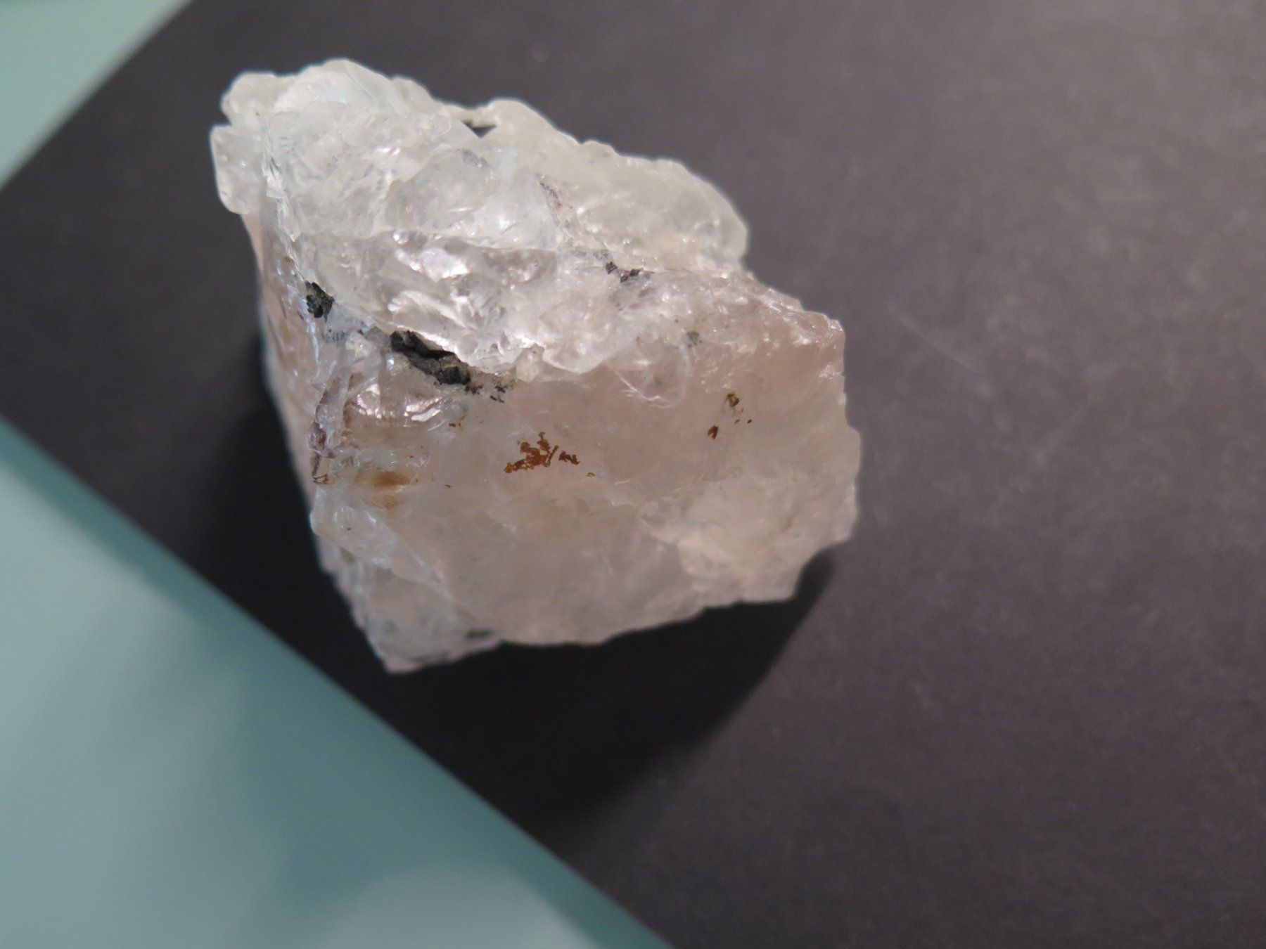 Minerali & Pietre curative: Fluorit mit Hübnerit von Peru, ca. 354 gr. – Usato da Schaffhausen venduto da Yamakana51L8736OQ8 2