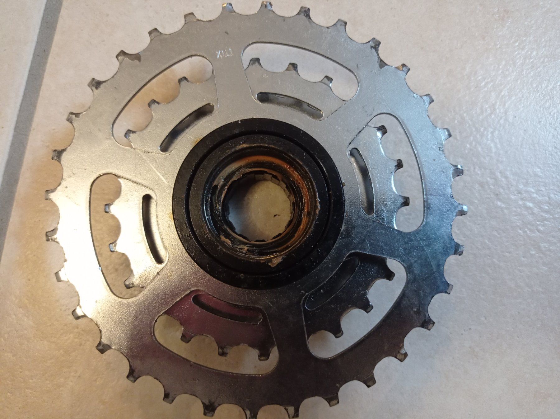 Pezzi di ricambio: Freewheel 6 Speed - 13 - 32 Teeth – Usato da Prangins venduto da coopercamps2008 2