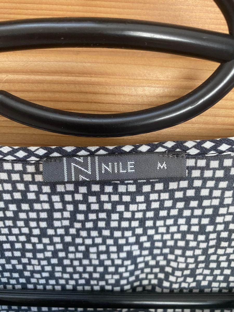 Nile Blusen: Damen Bluse NILE 100% Seide Grösse M gemustert – Gebraucht aus Ettenhausen TG von Rainbow71 2