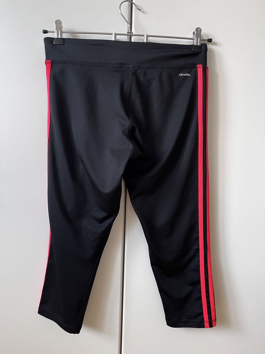 Adidas Leggings: Adidas Damen Capris Schwarz Grösse M – Gebraucht aus Zürich von Kleanthy 1