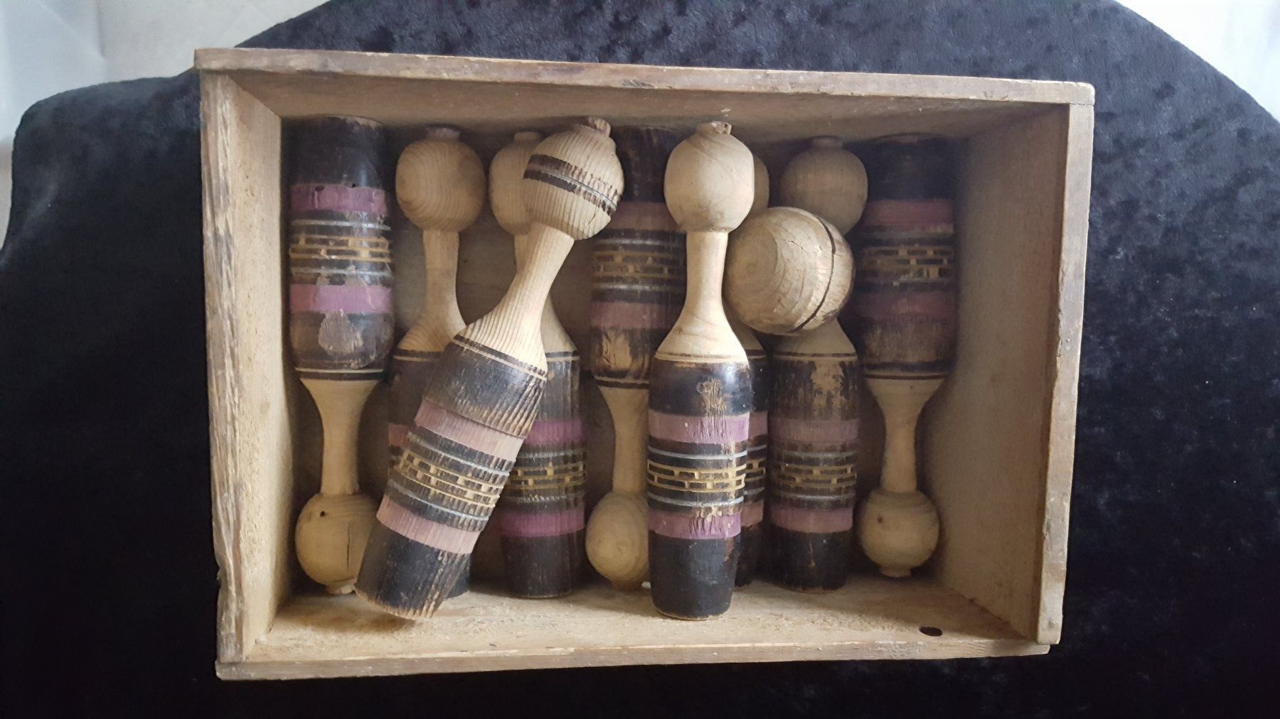 Spiele: Tisch Kegelspiel – Gebraucht aus Reinach von 3Guggerli