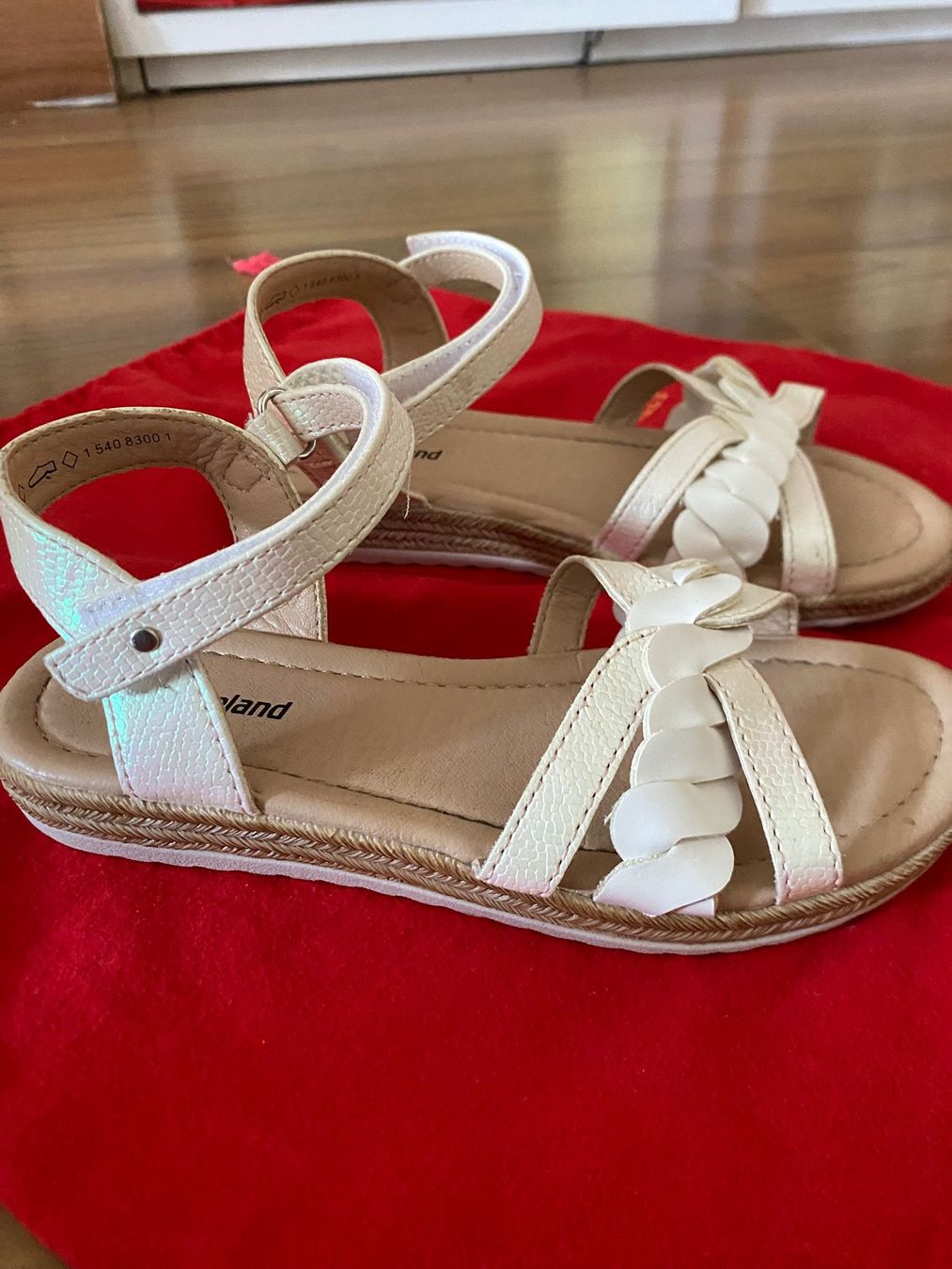 Scarpe per ragazze: Sandalen Gr.31 – Usato da Herisau venduto da sen_8w8b 2