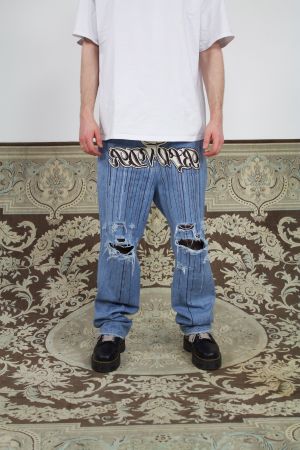 Handgenähtes Unikat - Bestickte Baggy Jeans