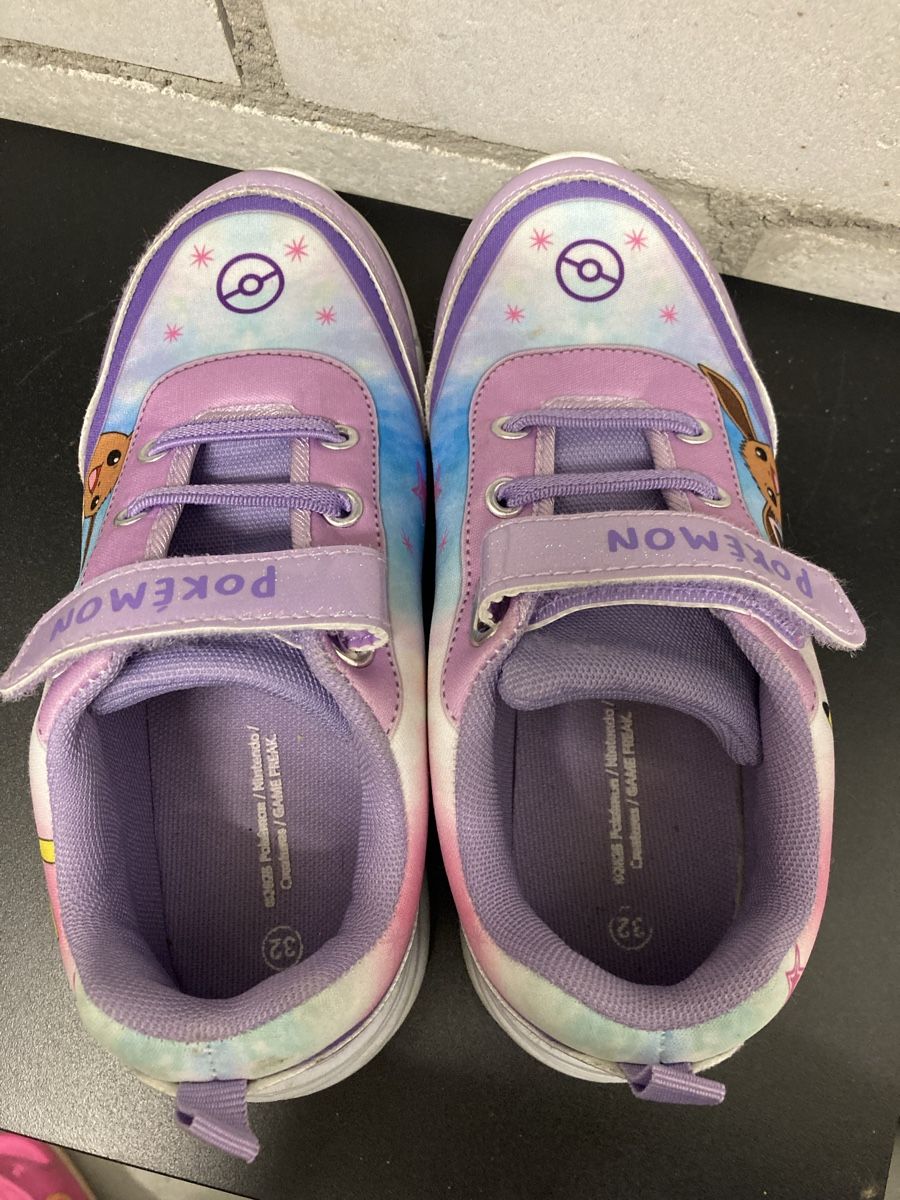 Scarpe per ragazze: Pokémon Kinderschuhe – Nuovo (secondo la descrizione) da Röschenz venduto da rah_8hkj 4