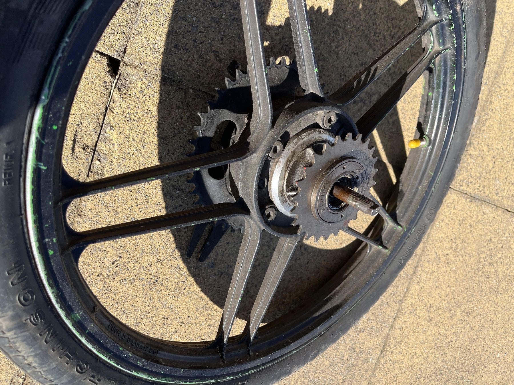 Puch Parti ricambio per ciclomotori: Puch Maxi/X30 Gussfelgen Hinterrad – Usato da Fahrni b. Thun venduto da berger_tuning34 4