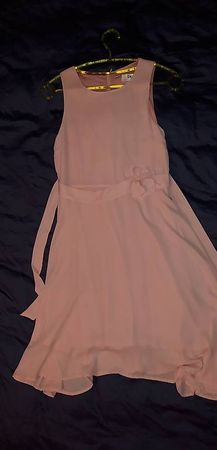 schönes Kleid Mädchen