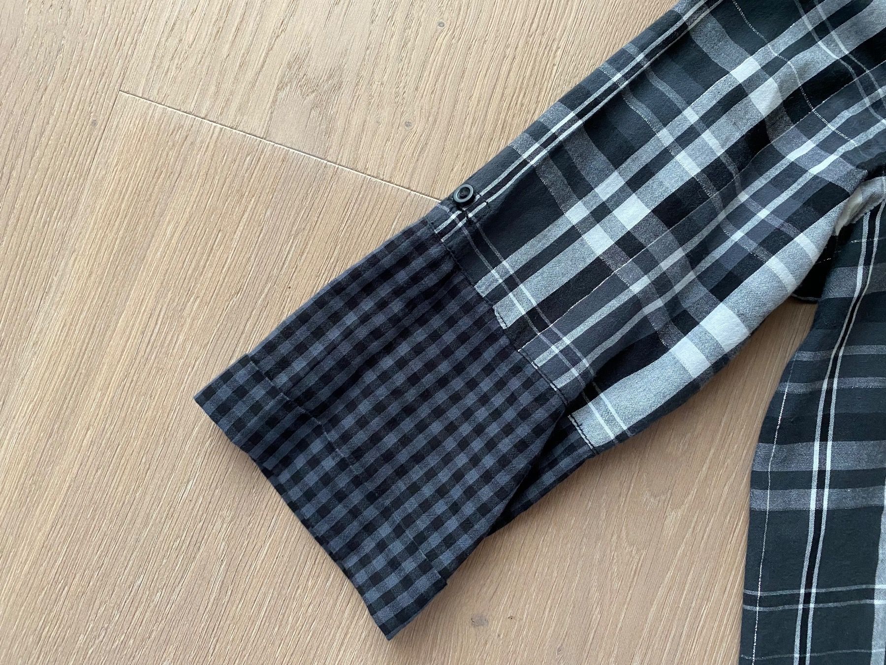 H&M Blusen, T-Shirts & Tops: Neue schwarz/weisse Mädchenbluse Grösse 170 – Neu (gemäss Beschreibung) aus Winkel von Flyhy2020 2