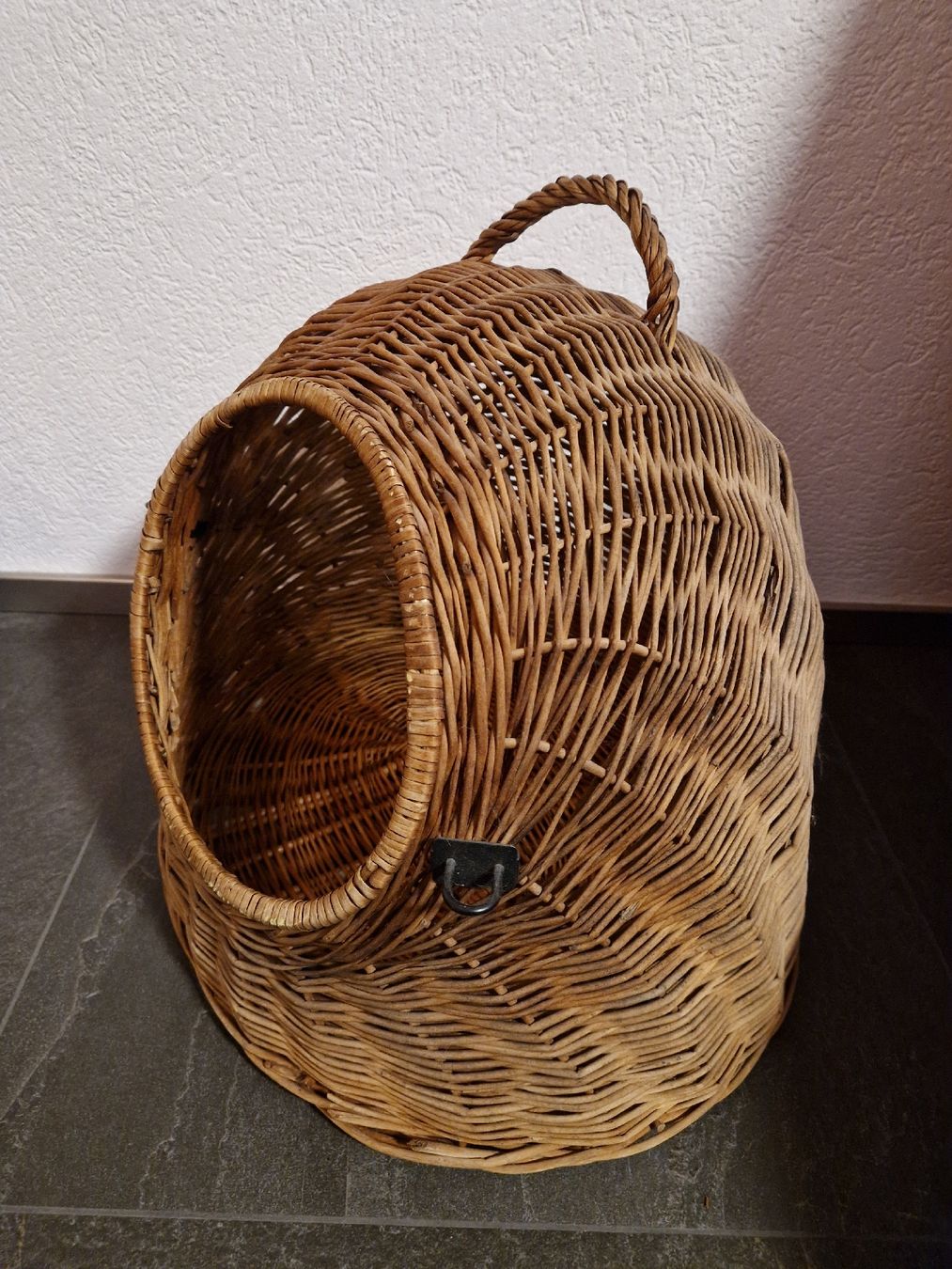 Cucce & Letti: Katzenkorb – Usato da Studen BE venduto da biker78 1
