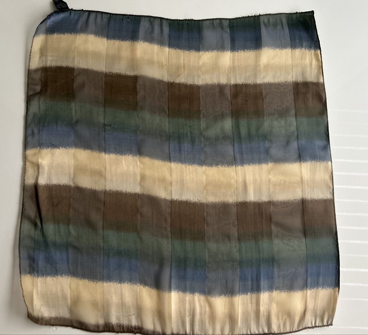 Foulard & Sciarpe: Scarf multicolored striped polyester good condition – Nuovo (secondo la descrizione) da Saland venduto da ele_vc96