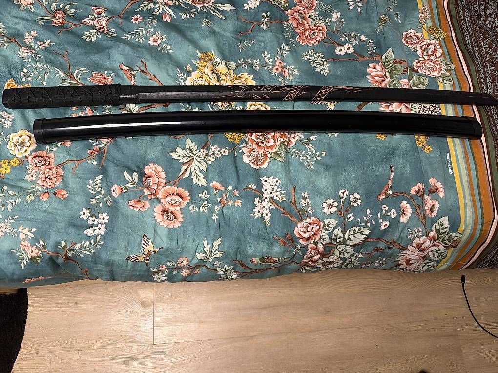 Internationale Kunst: Holz Katana Training – Gebraucht aus Köniz von ges_786t 1
