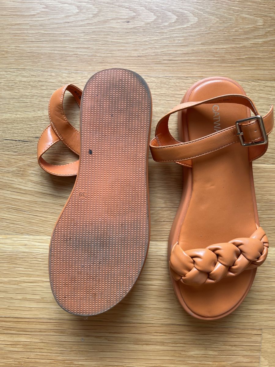 Dosenbach Scarpe da donna: Catwalk - Sommerschuhe Gr. 39 – Usato da Unterseen venduto da BiancaNBozo 2