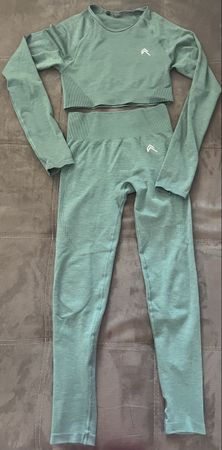 Oner Active Set Damen Gr. S – Waldgrün – Leggings & Langarms