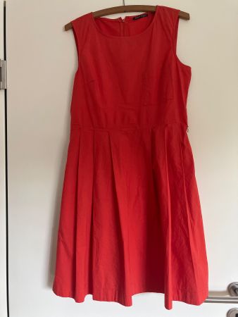 Lady in Red