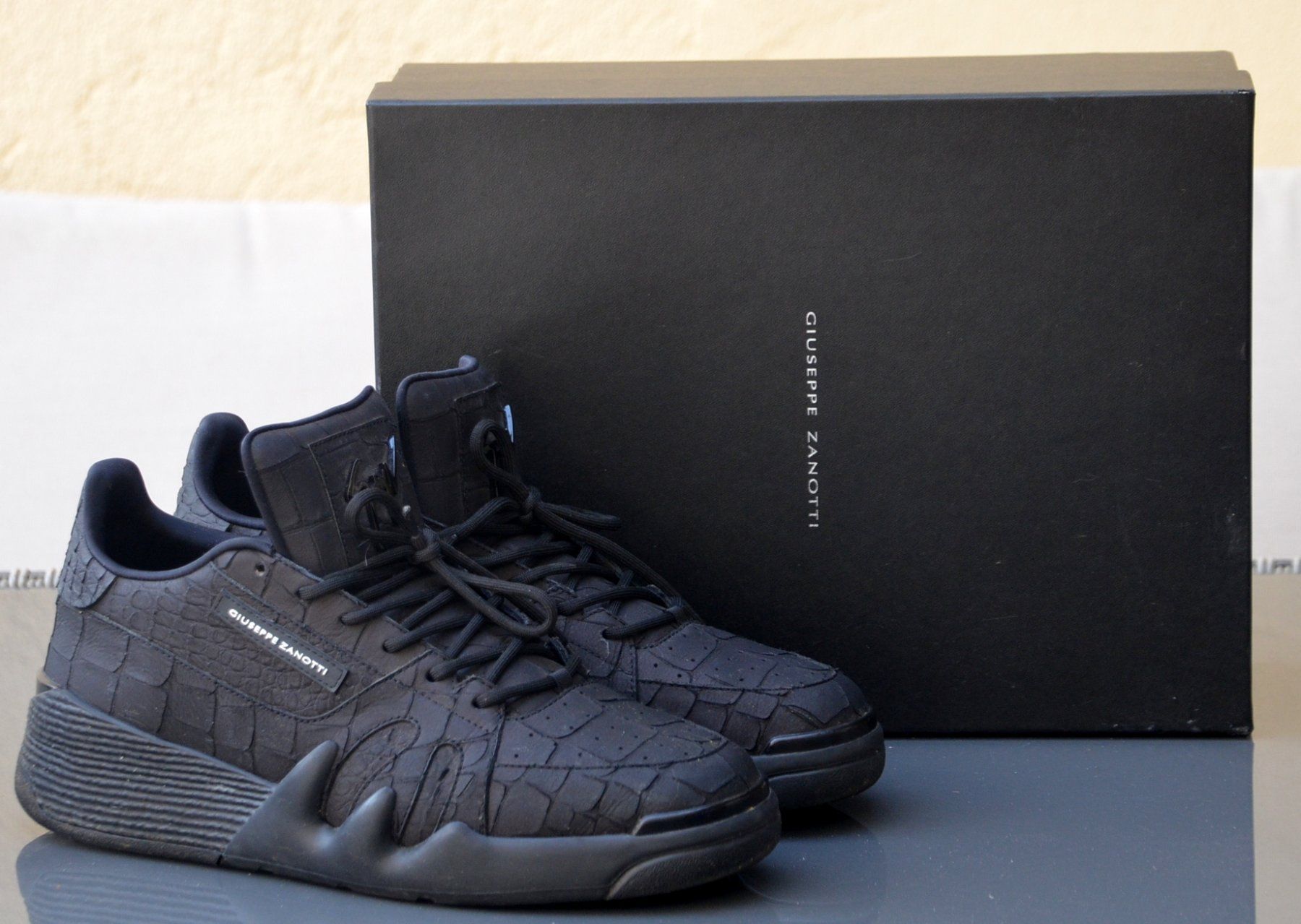 Zanotti Scarpe da uomo: Sneakers Giuseppe Zanotti  .45 – Usato da Collonges venduto da Auganien