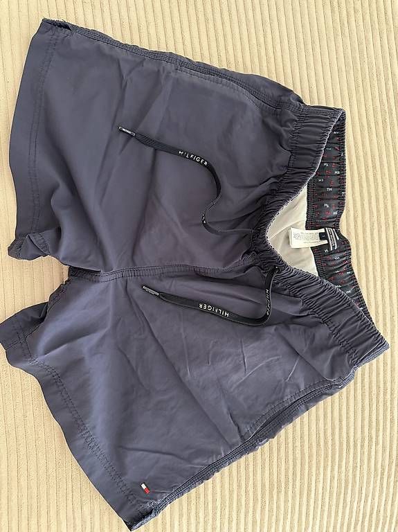 Badehosen: Lacoste und Tommy Hilfiger Badehose – Gebraucht aus Wil SG von mar_w7v7 1