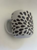 Tasse originale décorative, motif gouttes - comme neuve