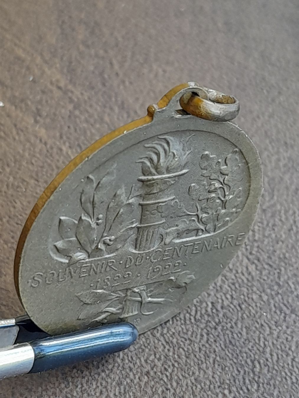 Medaillen: Pendentif Medaille 1920 (Louis Pasteur) – Gebraucht aus Basel von Basel_20 5