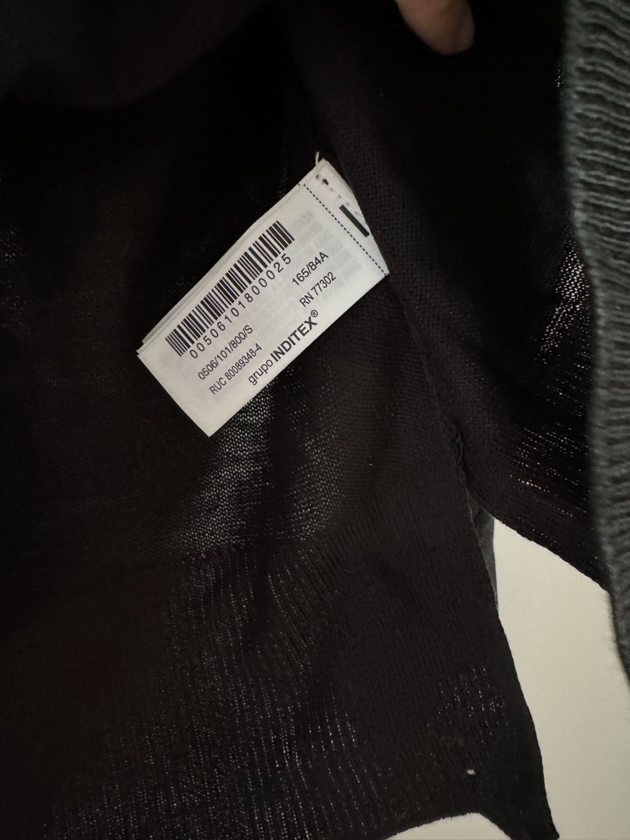 Zara Maglioni & Felpe: Schwarzer Pullover mit Foil, Zara, Gr. S, NEU! – Nuovo e nell'imballaggio originale da Küsnacht ZH venduto da ToddyGinger 2