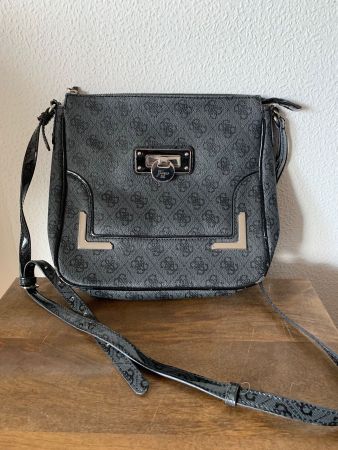 Guess coal logo crossbody