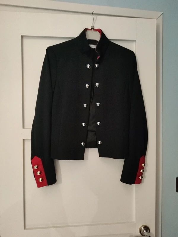Mango Giacche: MANGO Damen Blazer schwarz rot Michael Jackson  – Nuovo (secondo la descrizione) da Zürich venduto da MyFashion