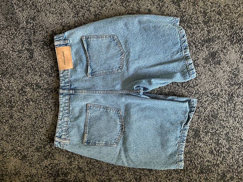 Jeans: Pegador Jeans Shorts – Usato da Schaffhausen venduto da nicola.wo 1