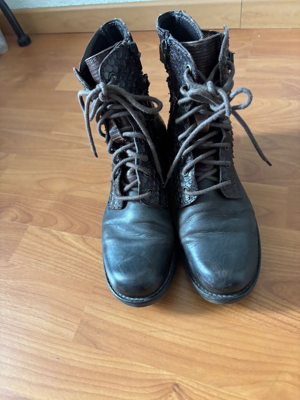 Scarpe da donna: Winterschuhe 38 Braun mit Krokoimitat – Nuovo (secondo la descrizione) da Balsthal venduto da Uroby 3