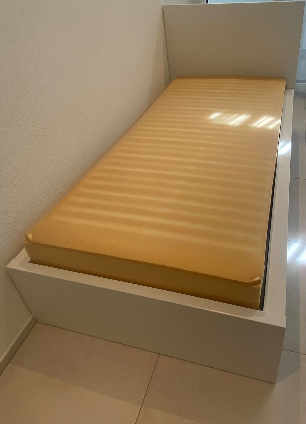 Ikea Letti: 2 IKEA Kinderbetten – Usato da Lachen SZ venduto da mar_8jnj 8