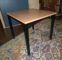 Tisch praktisch für unebenen Boden